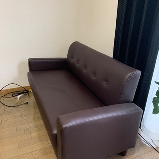 2人がけ　ソファー　メーカーやまぜん、こげ茶色