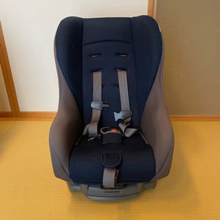 タカタ　チャイルドシート