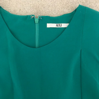 美品AULI ワンピースの画像