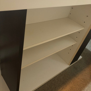 バーカウンター&オシャレなハイチェア2脚セットの画像