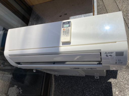 2015年　三菱ルームエアコン　冷房暖房　形名:MSZ-GV225-W