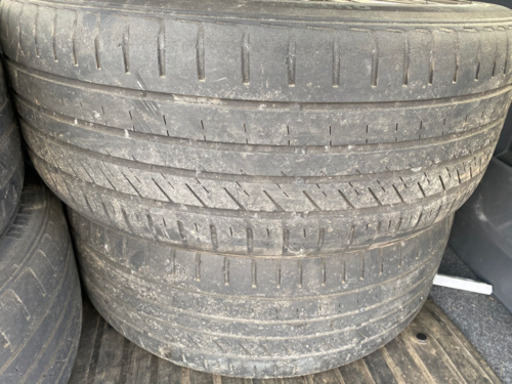 225\45R18 タイヤ付き　114.3の５穴