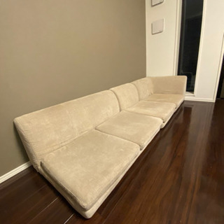 組み替え自由！ローソファーの画像