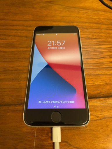 iPhone SE2 64GB SIMフリー