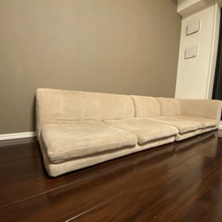 組み替え自由！ローソファーの画像