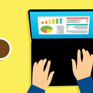 40人の現役エンジニアが講師！ITエンジニアの画像