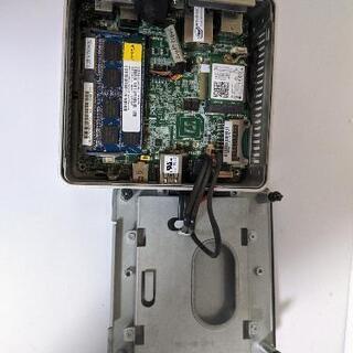 Intel ベアボーン NUC5PPYH 8GBメモリ装着済み 120GBSSD付きの画像