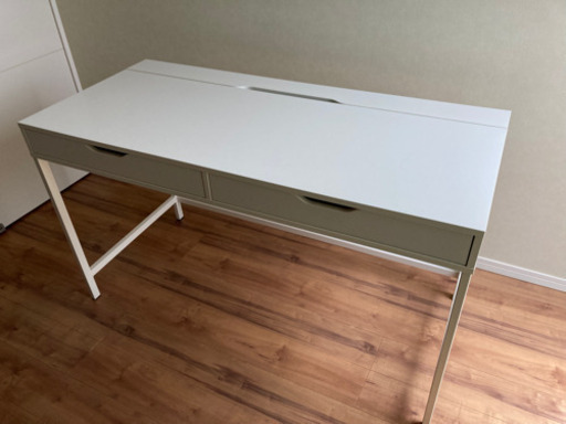 IKEA アレクス　ALEX