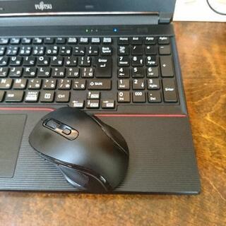 ノートパソコンの画像