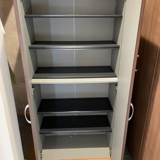 ほぼ新品！　傷なし！　収納棚　下駄箱　食品庫　棚　写真追加しました！の画像