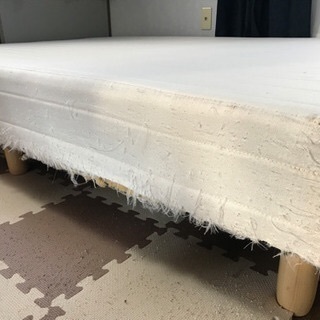 ダブルベッド