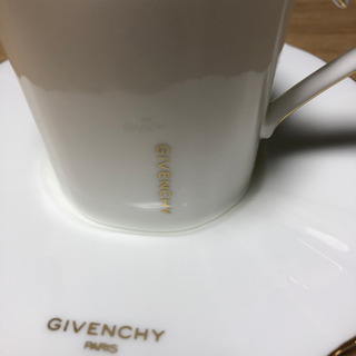 カップ　ジバンシー　GIVENCHY コーヒー の画像