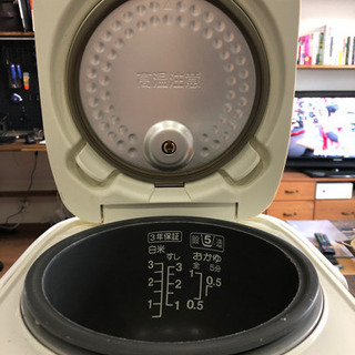 3号炊き炊飯器TOSHIBA RC-5MSの画像