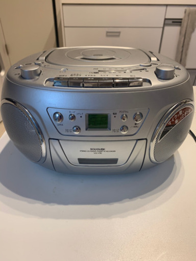 美品ラジカセ　カラオケ　電池で外でも使えます