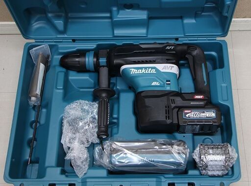 未使用品 makita マキタ 40mm 40Vmax 充電式 ハンマドリル 4.0Ahバッテリ×2付 HR005GRMX (D4092hxxY)