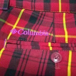 美品Colombia アウトドア用短パン レディース