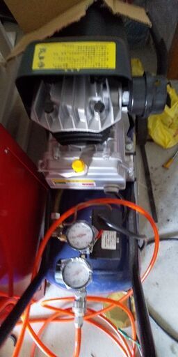 20L エアコンプレッサー
