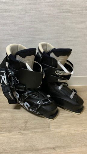 スキーセット一式(rossignolの板とブーツ+ウェア＋小物)