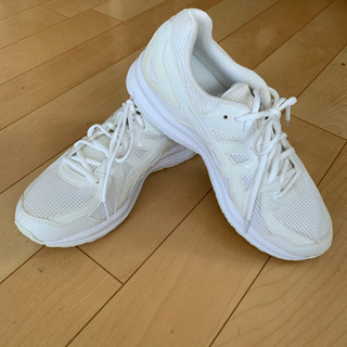 asicsの白いシューズ(27cm)
