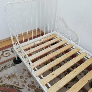 IKEA　MINNEN　伸縮式ベッド　2013年購入(難あり)☆...