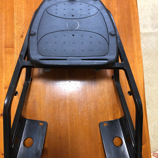 ゼファー1100用リアキャリア　取引き決まりました。の画像