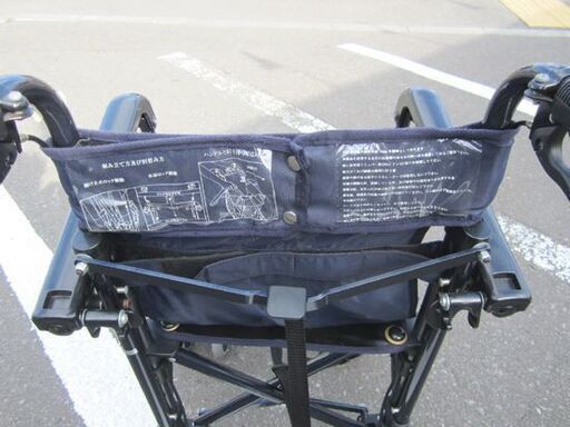 ☆ サツキ 車いす 折り畳み式 CUBE GRAND コンパクト SATSUKI 折り畳み車いす 紺 札幌市 北20条店 ☆