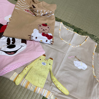 保育士エプロン5枚の画像