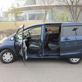 【自社ローン】★保証人なし★全国対応★フリード★ナビ★車検２年付きの画像