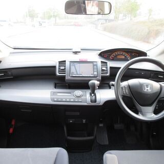 【自社ローン】★保証人なし★全国対応★フリード★ナビ★車検２年付きの画像