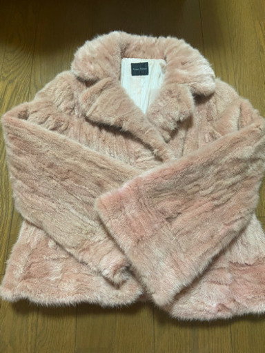 珍しいピンクのミンク
