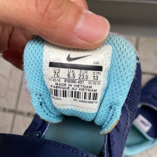 NIKE13センチスニーカーの画像