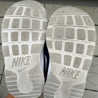 NIKE13センチスニーカーの画像