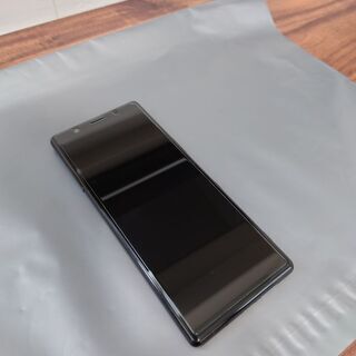 Xperia 5 ブラック au SOV41 SIMフリー 美品...