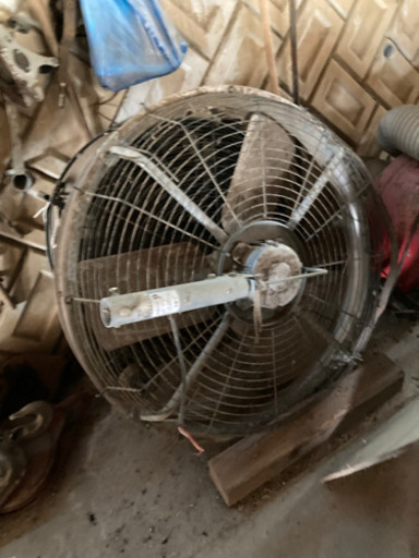 大きい扇風機　②