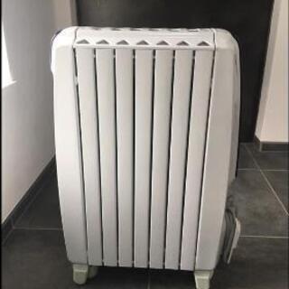 値下げ)DeLonghi QSD0712-MBデロンギオイルヒーター