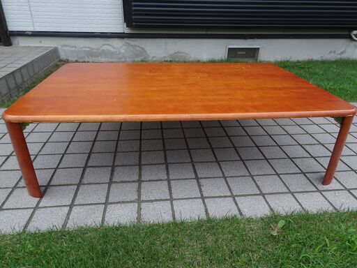 しっかりした折り畳みテーブル（座卓）幅120cm×奥行75cm×高さ32cm
