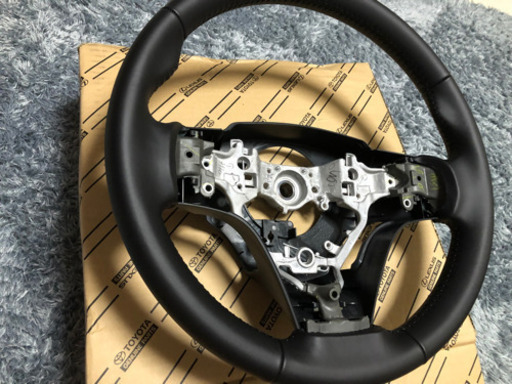 ★新品・未使用★  トヨタ　ハリアー　ステアリング