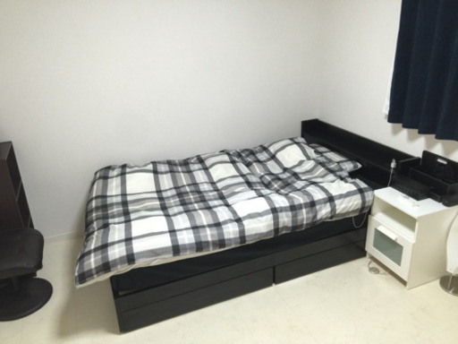 決まりました　セミダブルベッド　コンセント収納付　フレーム&マットレス