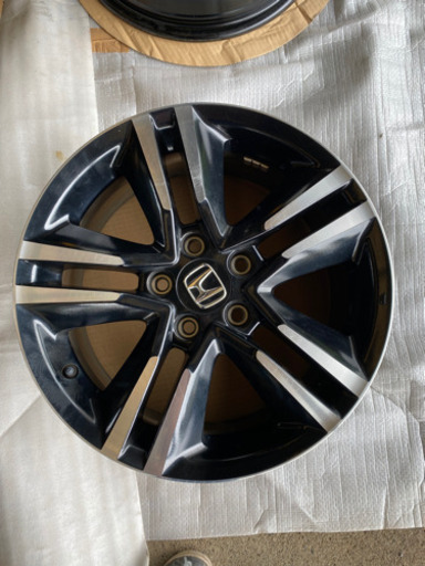 オデッセイ　ハイブリッド　純正アルミ