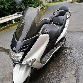 YAMAHAマジェスティ125の画像
