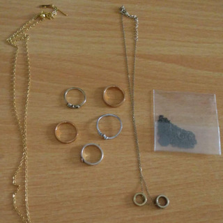シルバーなどアクセサリーまとめて