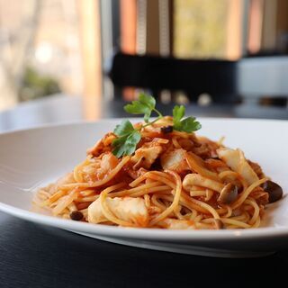 季節アルバイト（〜10月中旬頃まで）募集！トマト加工や宿泊や飲食に係る業務ですの画像