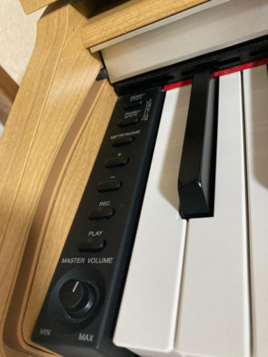 ヤマハ電子ピアノ ARIUS YDP-140C 中古 椅子&メトロノーム付き 2009年製