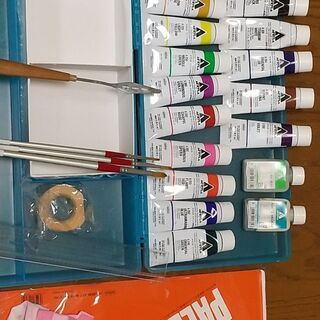 ホルベイン油絵具セットの画像