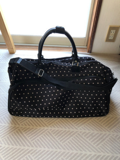 ［取引中]ボストンバッグ　キャリーバッグ　黒水玉