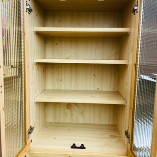 大川家具 カントリー調 2面食器棚 ?定価￥54.870? クロスガラス ソフト