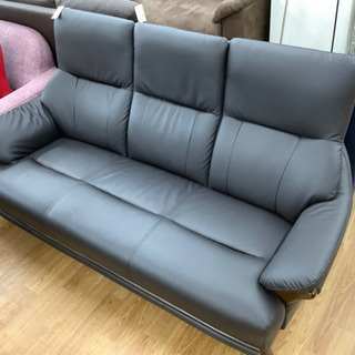 ニトリ 3人掛けソファー 売ります！
