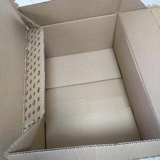 呪術廻戦　ダンボールの画像