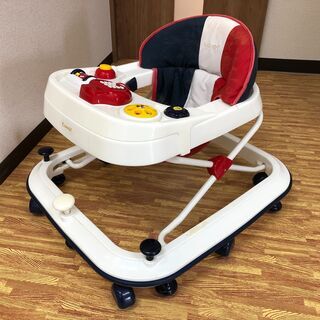 コンビ　combi　歩行器　ベビーウォーカー