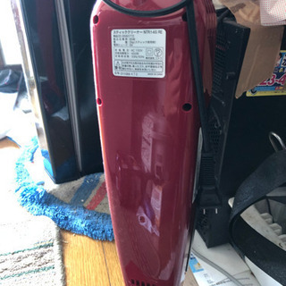 ニトリ　スティッククリーナー　赤　NTR14S